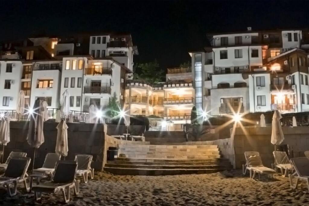 Апартамент Ния, Райска Градина / Garden Of Eden Sveti Vlas Exterior photo